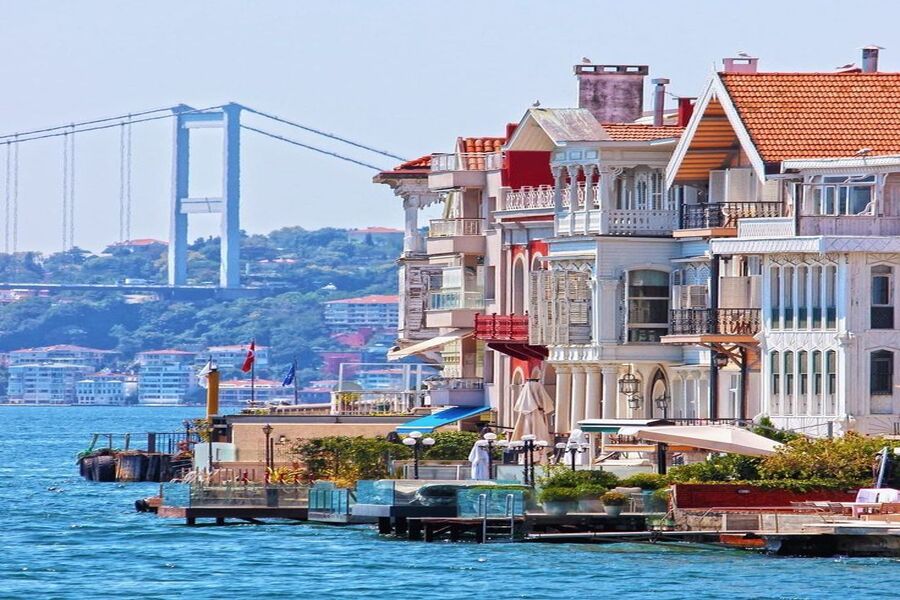  Istanbul Spring 2025